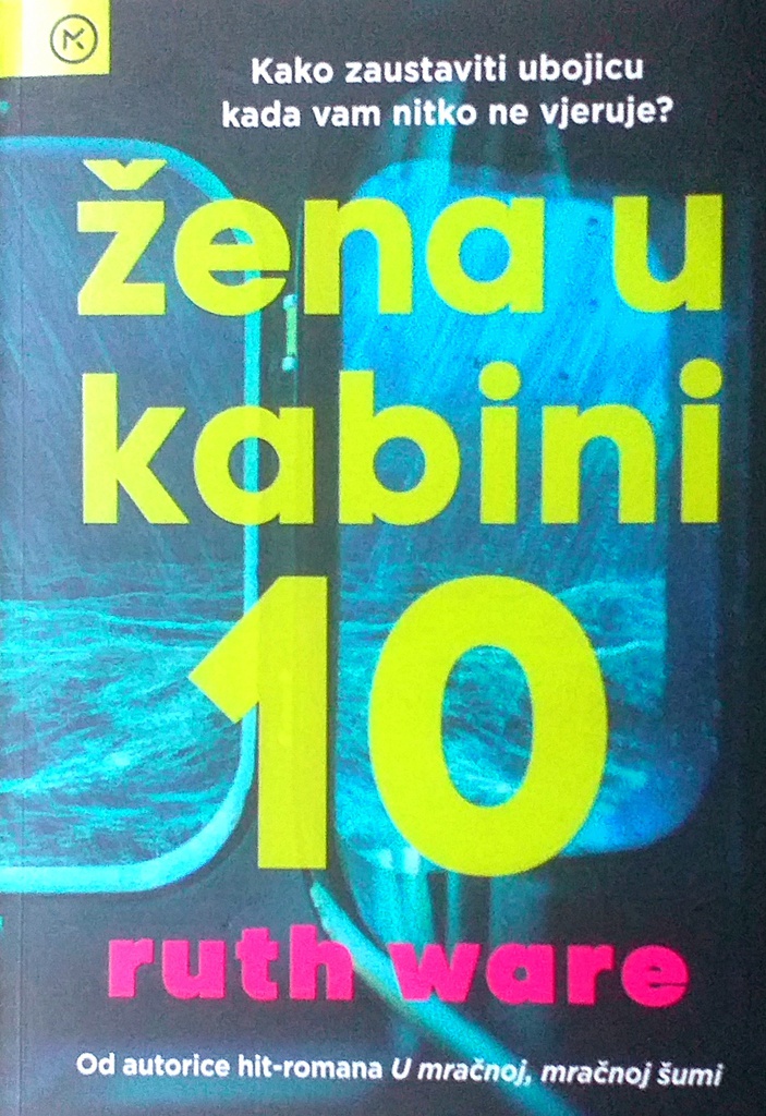 ŽENA U KABINI 10