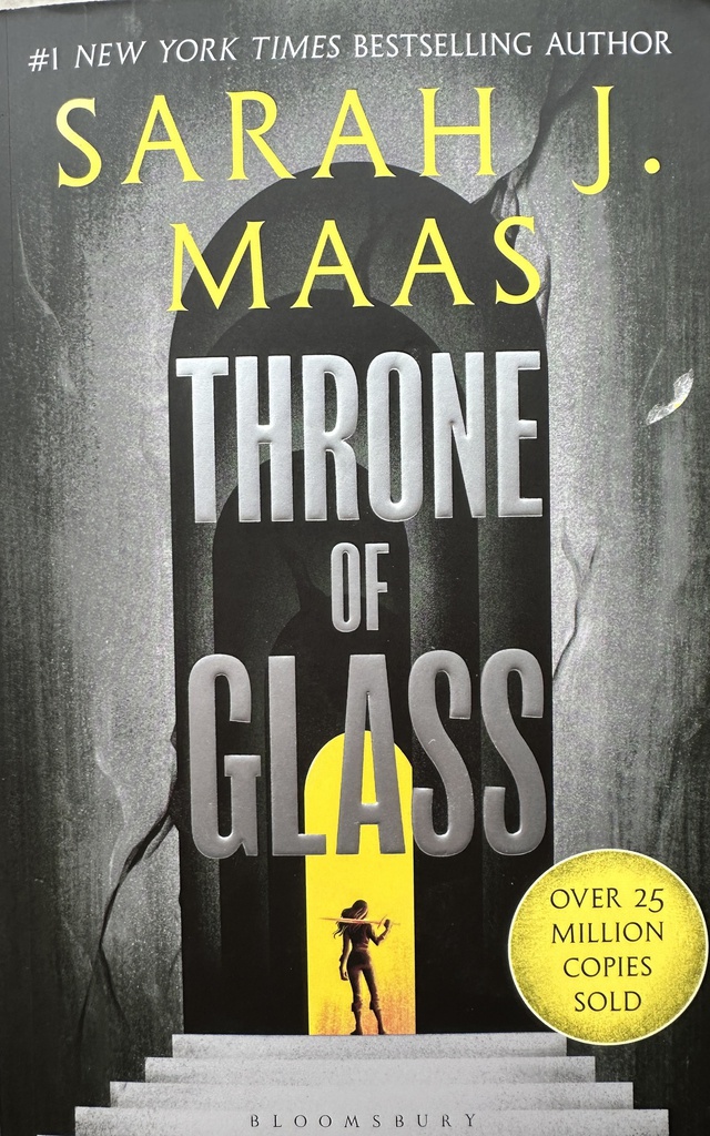 THRONE OF GLASS